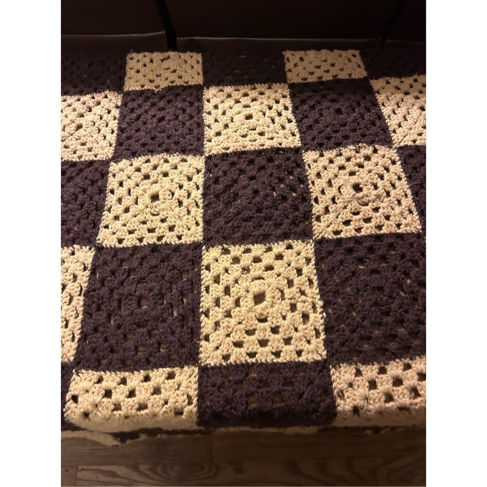 Brown granny squares crotchet‎ blanket 62"x48"